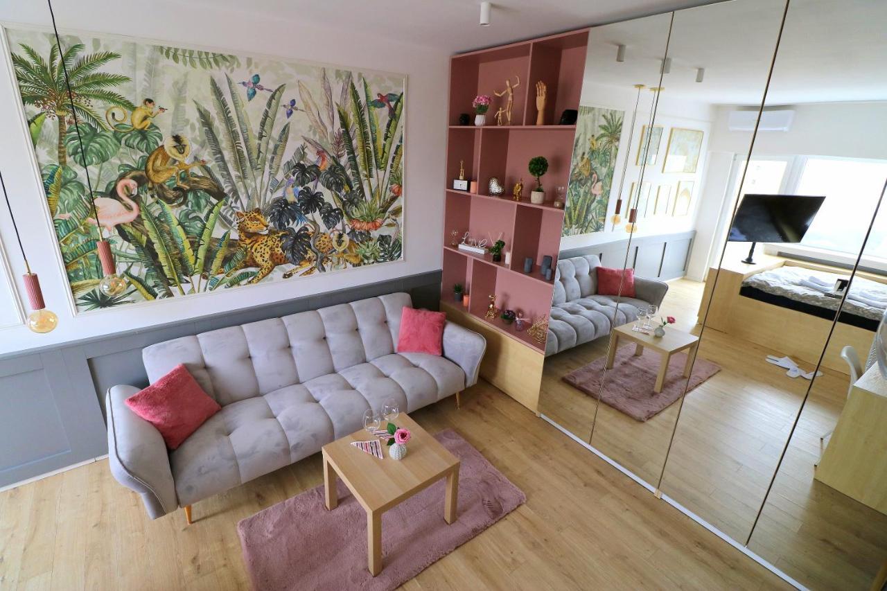 Апартаменти Deluxe Studio Old Center Panoramic View Terrace Бухарест Екстер'єр фото